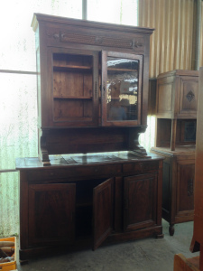 Bland möbelkompisarna på Emmaus