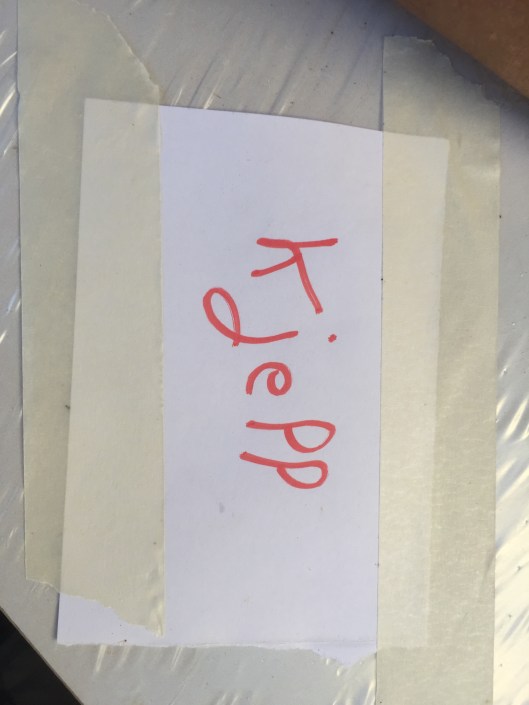 Kjell bokade borden men det är inte alltid så lätt med de där konstiga svenska namnen...